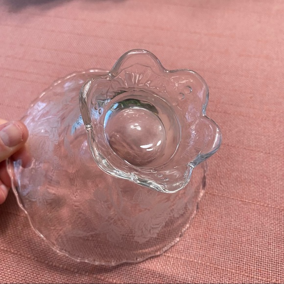 Heisey Glass, Heisey Rose Etch Footed Mayonnaise Bowl - Picture 4 of 9